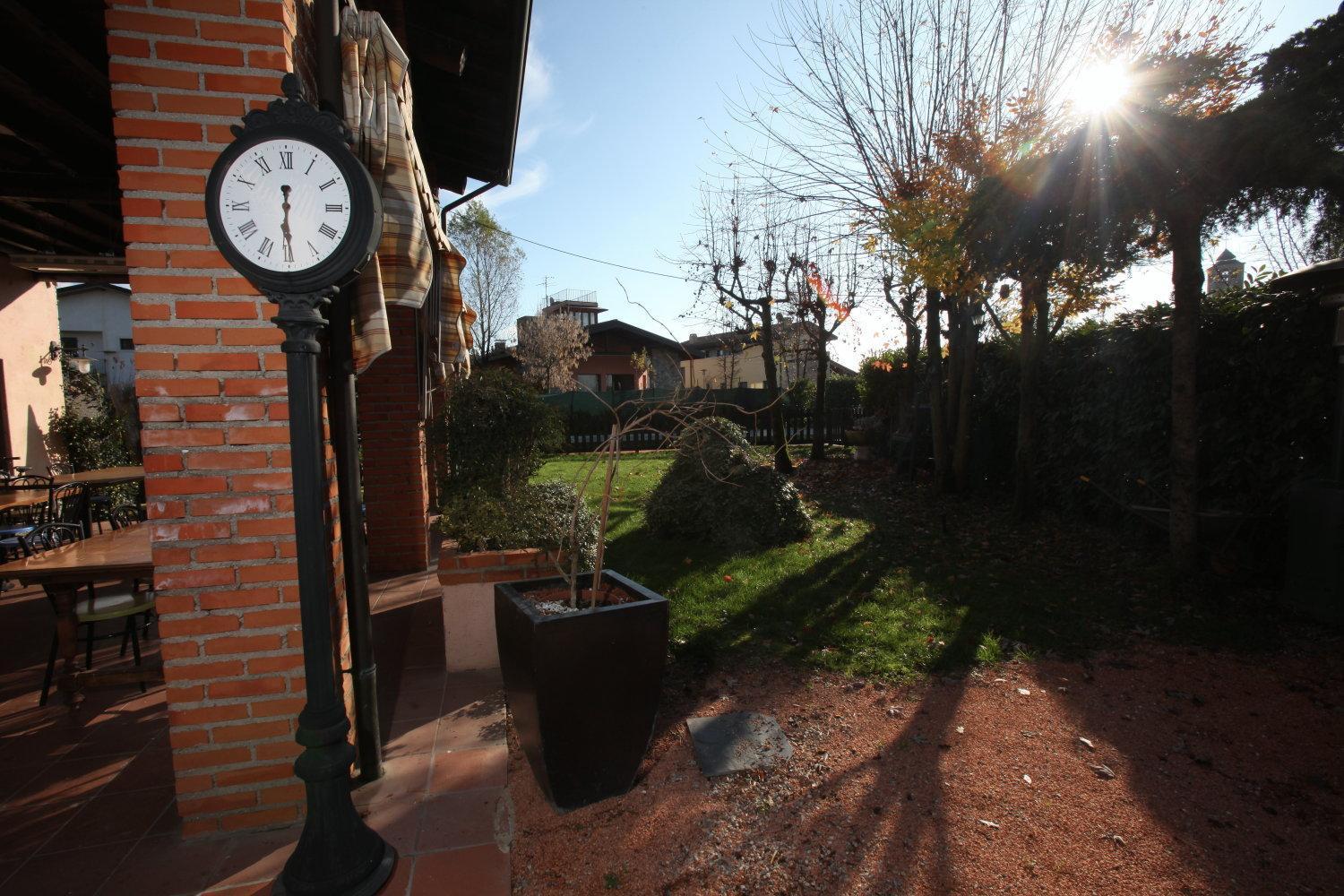 Manuela Le Quattro Coppe Hotel Desenzano del Garda Buitenkant foto